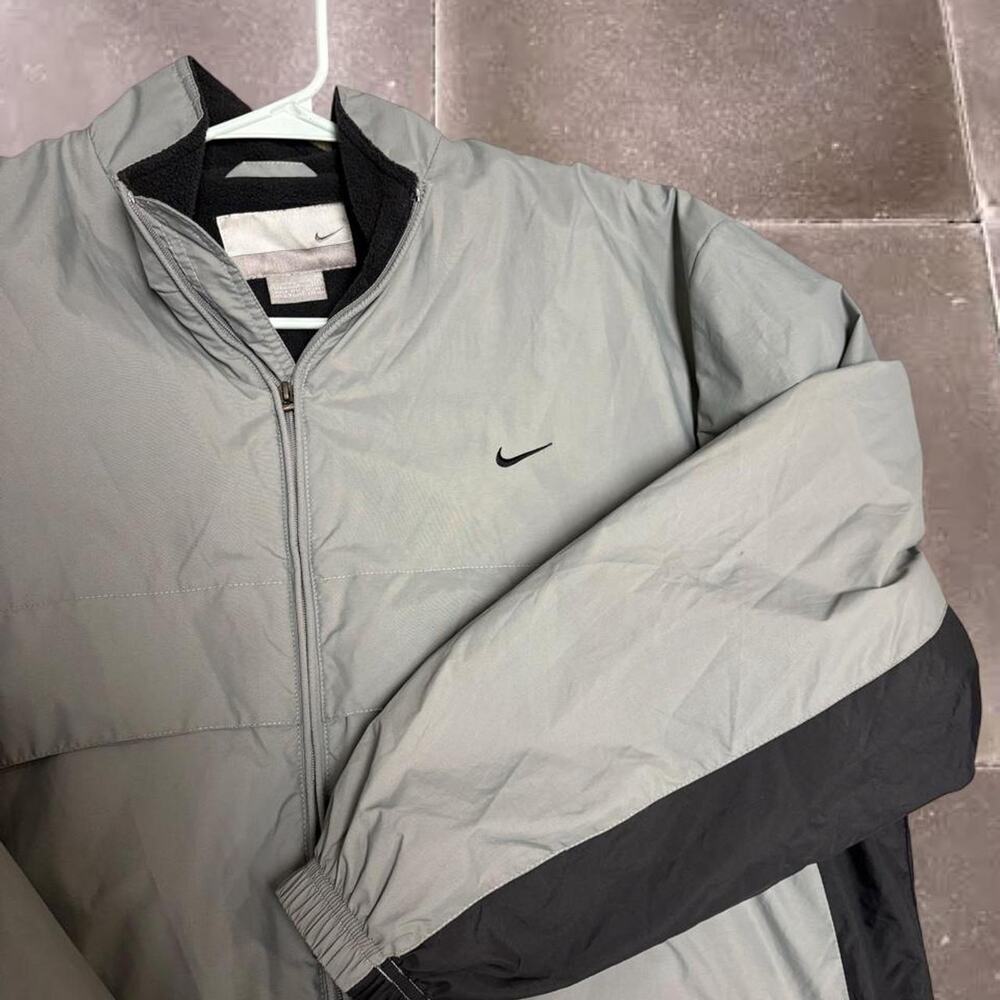 Vintage nike silver tag jacket